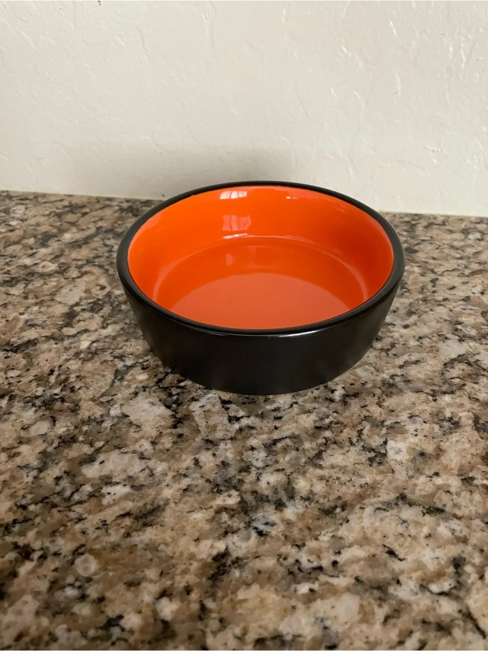 Scaredy Cat Ceramic Pet Bowl - Black and Orange